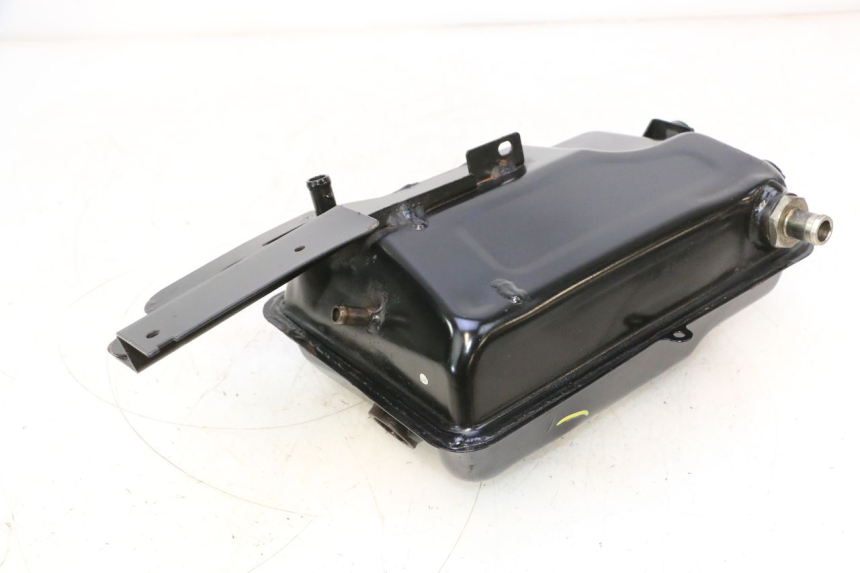 photo de DEPOSITO ACEITE CAN-AM SPYDER RS 1000 (2008 - 2012) - Vista general del producto