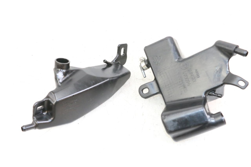 photo de DEPOSITO ACEITE APRILIA SR MOTARD 50 (2012 - 2018) - Zoom estado de uso