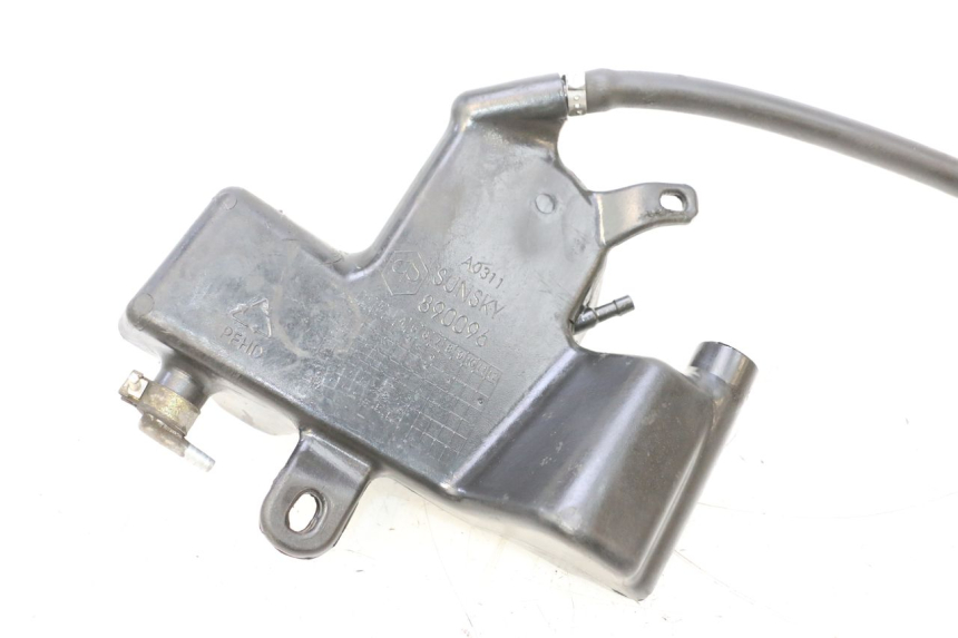 photo de DEPOSITO ACEITE APRILIA SR MOTARD 50 (2012 - 2018) - Primer plano técnico