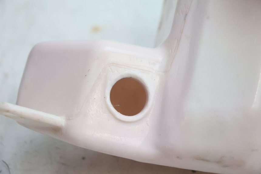 photo de DEPOSITO ACEITE PEUGEOT STREETZONE NAKED 2T 50 (2014 - 2018) - Detalle de la pieza