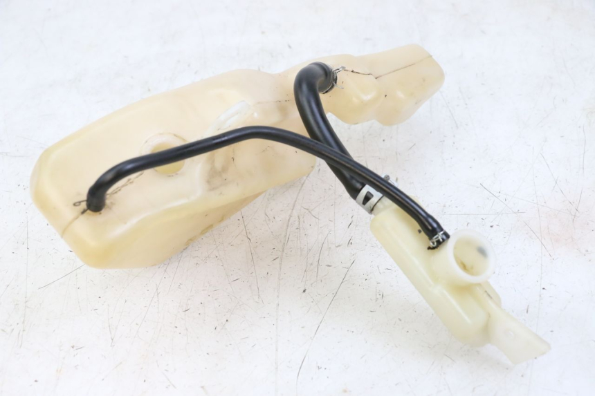 photo de DEPÓSITO DE ACEITE YAMAHA TDR DELTABOX 125 (1997 - 2003) - Otra perspectiva