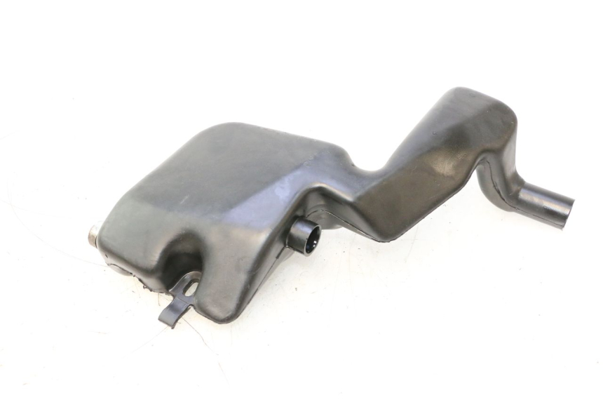 photo de DEPOSITO ACEITE PIAGGIO TYPHOON 50 (2000 - 2009) - Primer plano técnico