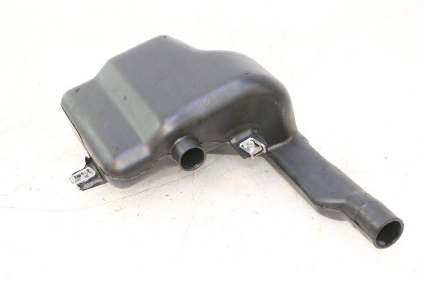 photo de DEPÓSITO DE ACEITE PIAGGIO VESPA LX 2T 50 (2005 - 2013) - Primer plano técnico