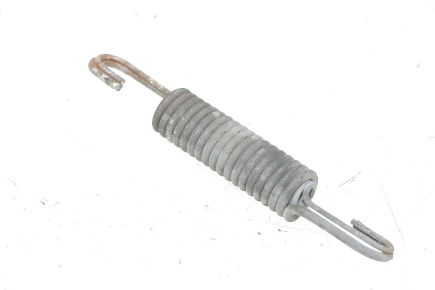 photo de RESORTE PATADA CENTRAL PEUGEOT KISBEE 2T 50 (2010 - 2017) - Zoom estado de uso