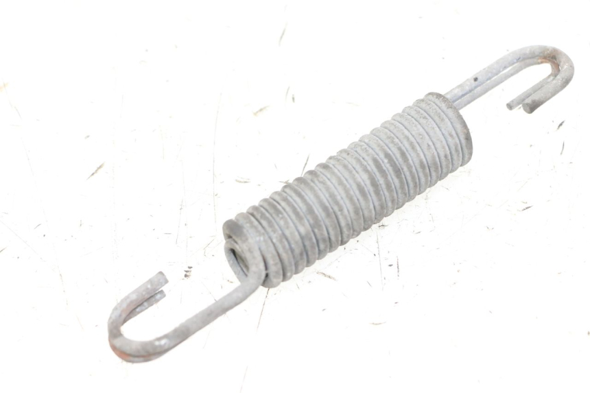 photo de RESORTE PATADA CENTRAL PEUGEOT KISBEE 2T 50 (2010 - 2017) - Zoom estado de uso