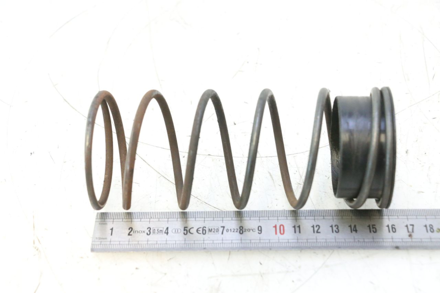 photo de EMBRAGUE MUELLE APRILIA ATLANTIC S 125 (2010 - 2013) - Zoom estado de uso