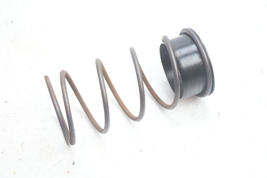 photo de EMBRAGUE MUELLE PIAGGIO ZIP IGET 4T 50 (2021 - 2023) - Detalle de la pieza