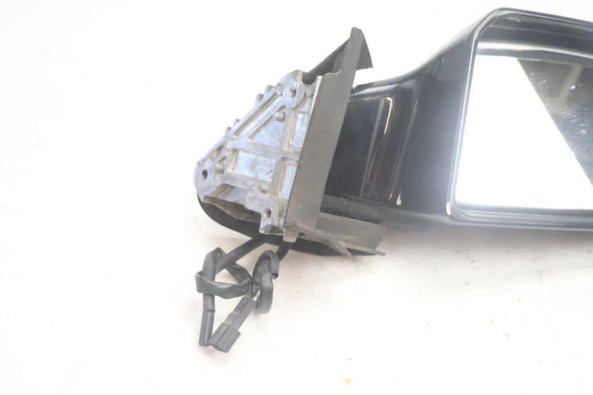 photo de RETROVISOR DERECHO SUZUKI BURGMAN EXECUTIVE ABS 650 (2006 - 2012) - Detalle de la pieza
