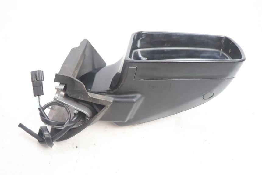 photo de RETROVISOR DERECHO SUZUKI BURGMAN EXECUTIVE ABS 650 (2006 - 2012) - Otra perspectiva