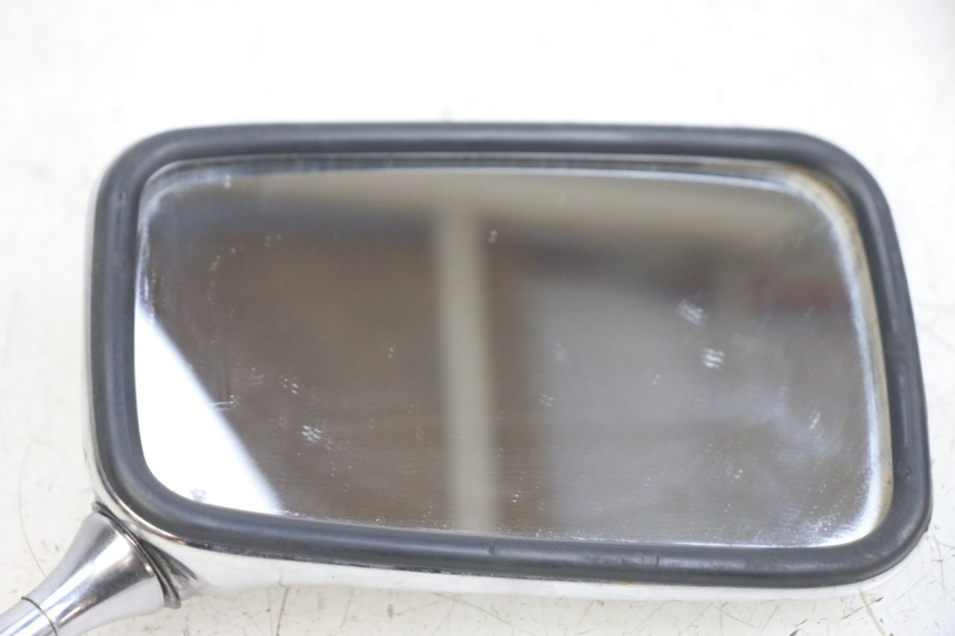 photo de ESPEJO DERECHO HONDA CA REBEL 125 (1995 - 2001) - Características distintivas