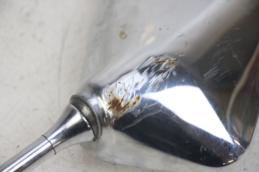 photo de ESPEJO DERECHO HONDA CA REBEL 125 (1995 - 2001) - Primer plano técnico