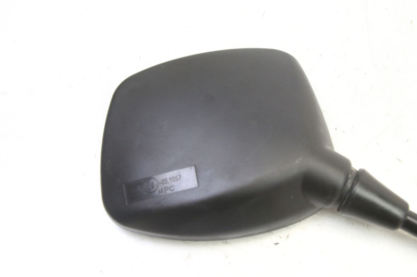 photo de RETROVISOR DERECHO YAMAHA FJ 36Y 1100 (1984 - 1985) - Detalles de los puntos de fijación