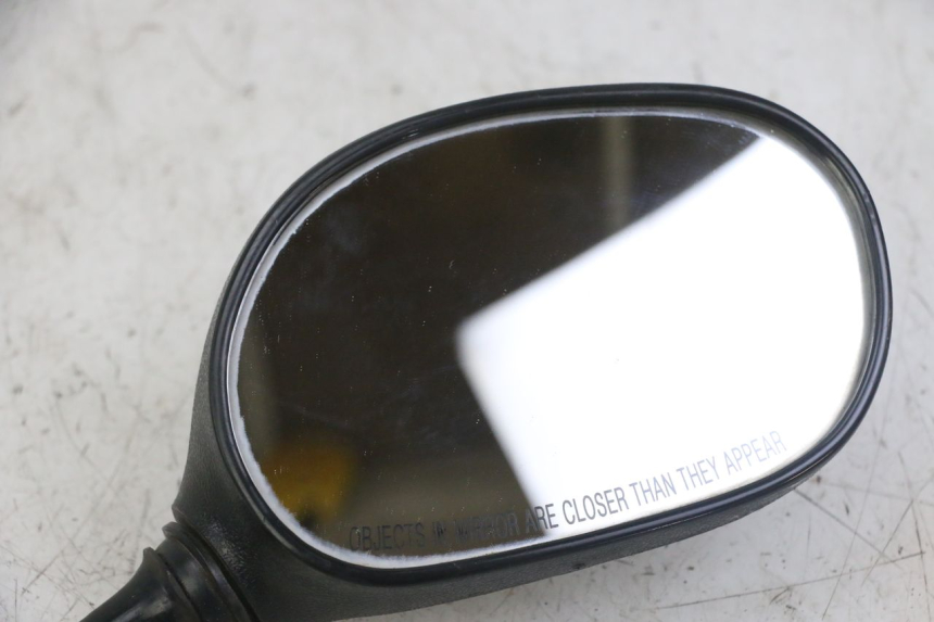 photo de RETROVISOR DERECHO PIAGGIO MP3 LT 300 (2010 - 2016) - Estado de la superficie y material