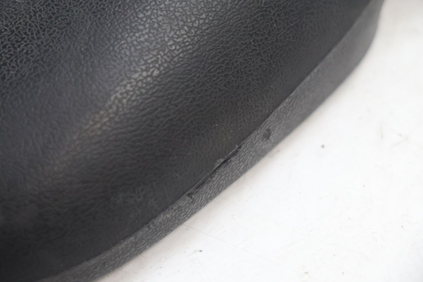 photo de RETROVISOR DERECHO PIAGGIO MP3 LT 300 (2010 - 2016) - Estado de la superficie y material