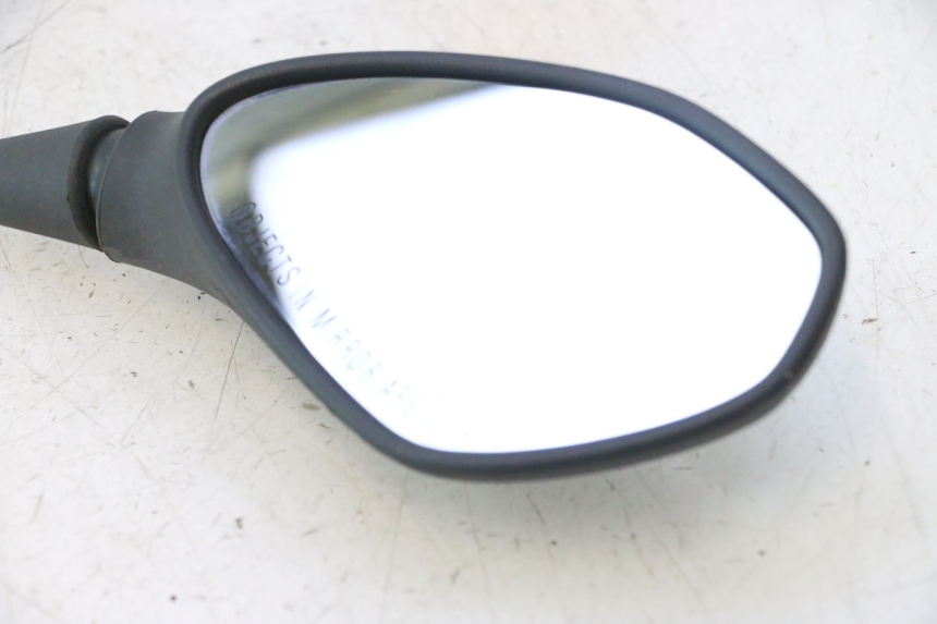photo de RETROVISOR DERECHO PIAGGIO MP3 500 (2016 - 2018) - Características distintivas