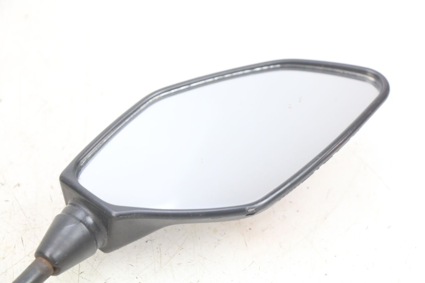 photo de ESPEJO DERECHO YAMAHA MT ABS 125 (2014 - 2018) - Detalles de los puntos de fijación