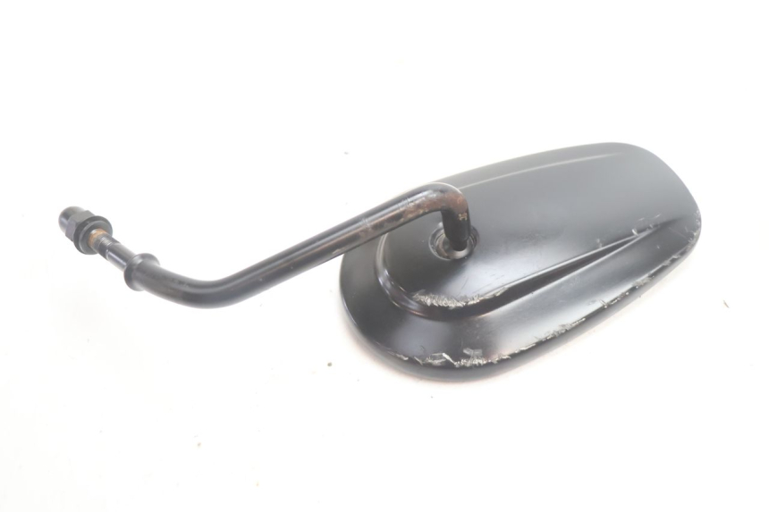 photo de RETROVISOR DERECHO HARLEY DAVIDSON ROAD GLIDE FLTRXSE 1920 (2018 - 2022) - Primer plano técnico