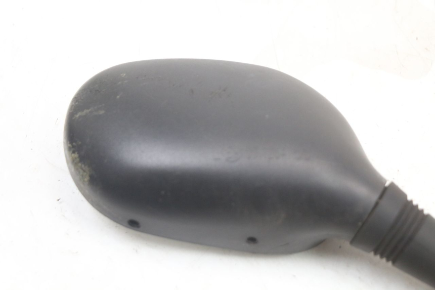 photo de RETROVISOR DERECHO SUZUKI BURGMAN 125 (2018 - 2021) - Detalles de los puntos de fijación