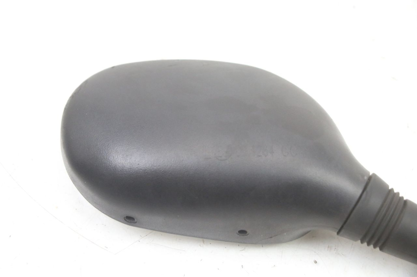 photo de RETROVISOR DERECHO SUZUKI BURGMAN 125 (2018 - 2021) - Detalles de los puntos de fijación