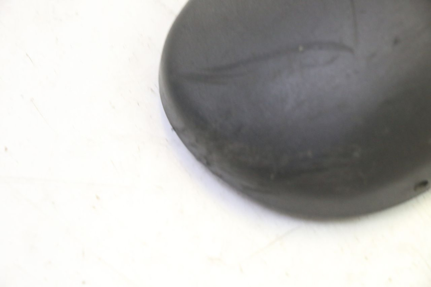 photo de RETROVISOR DERECHO YAMAHA TZR 50 (2008 - 2016) - Detalles de los puntos de fijación