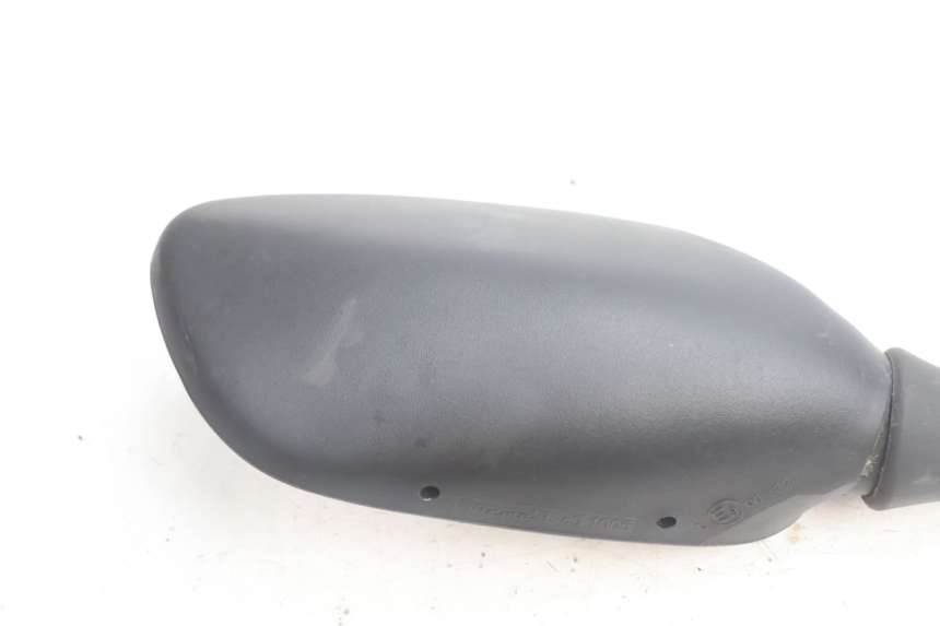 photo de ESPEJO DERECHO YAMAHA X-MAX XMAX 125 (2010 - 2013) - Detalles de los puntos de fijación