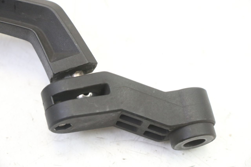 photo de RETROVISOR DERECHO YAMAHA XJ6 ABS 600 (2008 - 2016) - Marcados y referencias originales