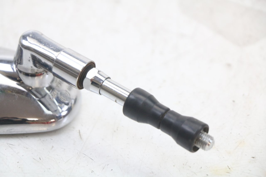 photo de RETROVISOR DERECHO YAMAHA XVS DRAG STAR DRAGSTAR 650 (1997 - 2007) - Detalles de los puntos de fijación