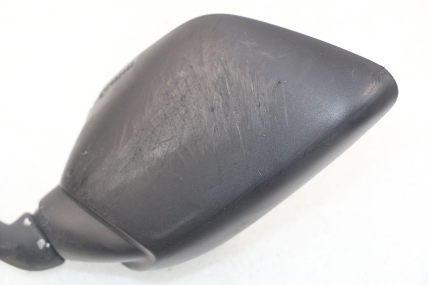 photo de RETROVISOR DERECHO YAMAHA YP T-MAX TMAX 530 (2017 - 2020) - Primer plano técnico