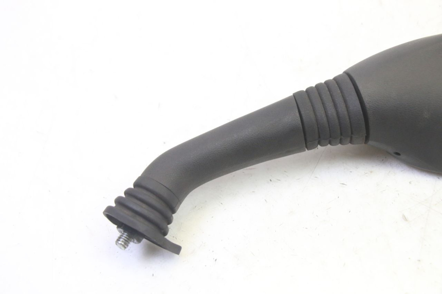 photo de RETROVISOR IZQUIERDO QUADRO 4 4D 350 (2015 - 2018) - Detalles de los puntos de fijación