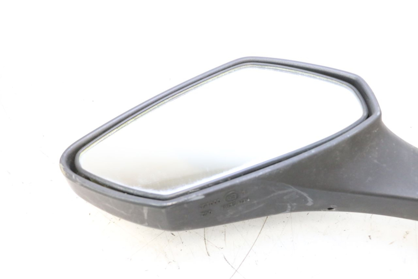 photo de RETROVISOR IZQUIERDO SYM GTS EVO 125 (2009 - 2013) - Zoom estado de uso