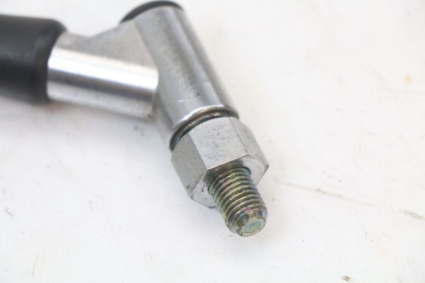 photo de RETROVISOR IZQUIERDO SUZUKI GZ MARAUDER 125 (1998 - 2004) - Otra perspectiva