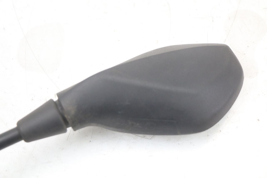 photo de RETROVISOR IZQUIERDO PIAGGIO MP3 HPE 350 (2018 - 2020) - Detalles de los puntos de fijación