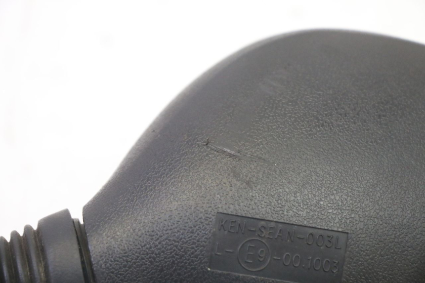 photo de RETROVISOR IZQUIERDO PIAGGIO MP3 125 (2006 - 2014) - Estado de la superficie y material