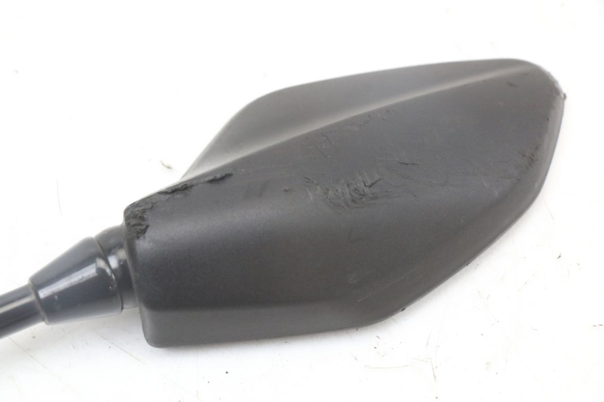 photo de RETROVISOR IZQUIERDO HONDA PCX (JF47) 125 (2012 - 2013) - Primer plano técnico