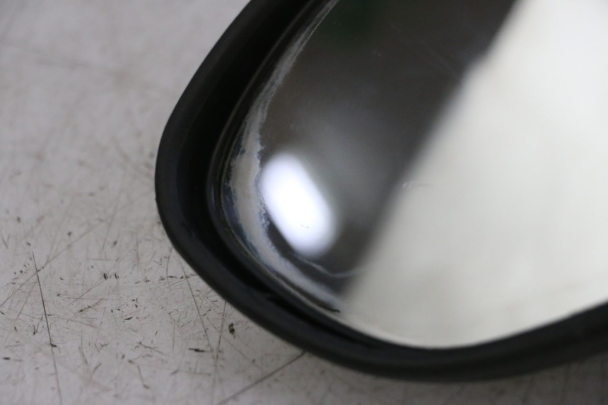 photo de RETROVISOR IZQUIERDO PEUGEOT ELYSTAR 125 (2002 - 2007) - Detalles de los puntos de fijación