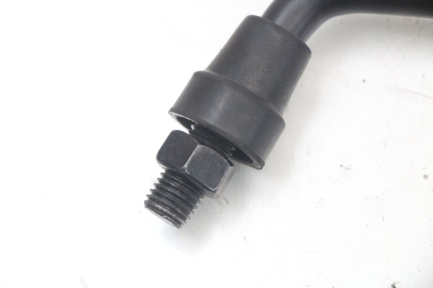 photo de RETROVISOR IZQUIERDO ROYAL ENFIELD CONTINENTAL GT 650 (2019 - 2024) - Detalles de los puntos de fijación