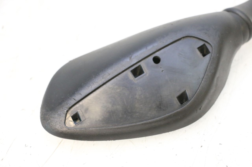 photo de RETROVISOR IZQUIERDO PEUGEOT SATELIS COMPRESSOR K15 125 (2006 - 2009) - Primer plano técnico