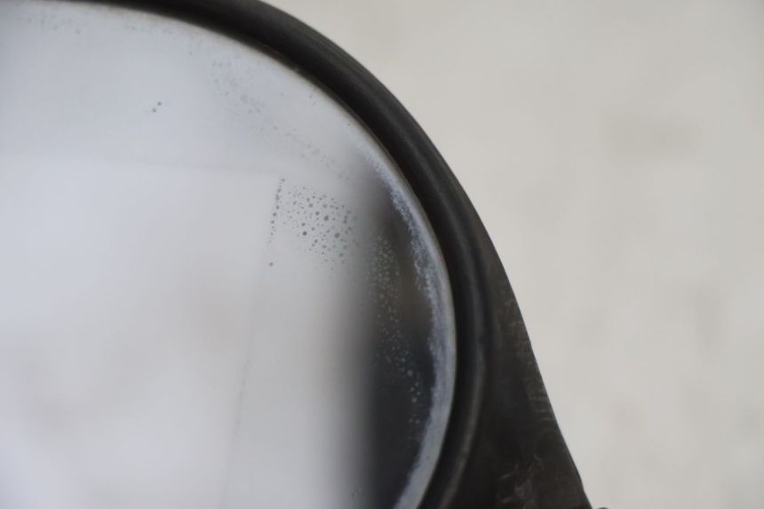 photo de RETROVISOR IZQUIERDO KYMCO SUPER 8 2T 50 (2007 - 2013) - Primer plano técnico