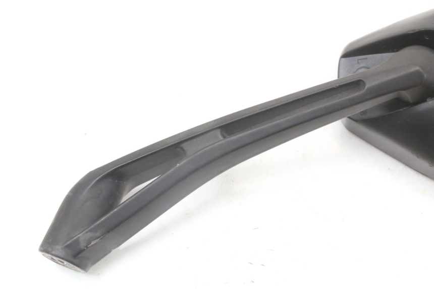 photo de RETROVISOR IZQUIERDO PEUGEOT TWEET 125 (2018 - 2021) - Estado de la superficie y material