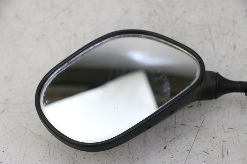 photo de RETROVISOR IZQUIERDO UNIVERSAL BIKE ZN50QT-11B 50 (2018 - 2021) - Detalles de los puntos de fijación