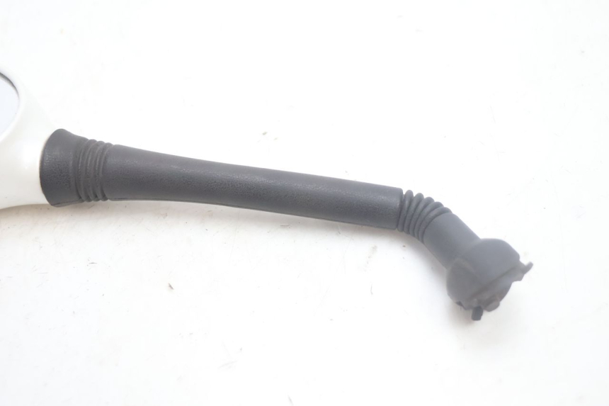 photo de ESPEJO IZQUIERDO YAMAHA XMAX X-MAX 125 (2006 - 2009) - Primer plano técnico