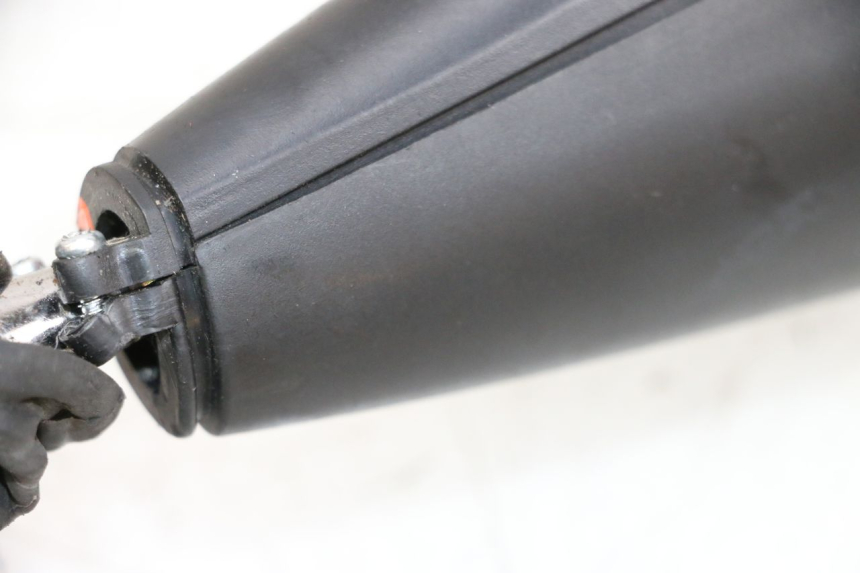 photo de RETROVISOR IZQUIERDO PIAGGIO X8 125 (2004 - 2007) - Inspección visual detallada