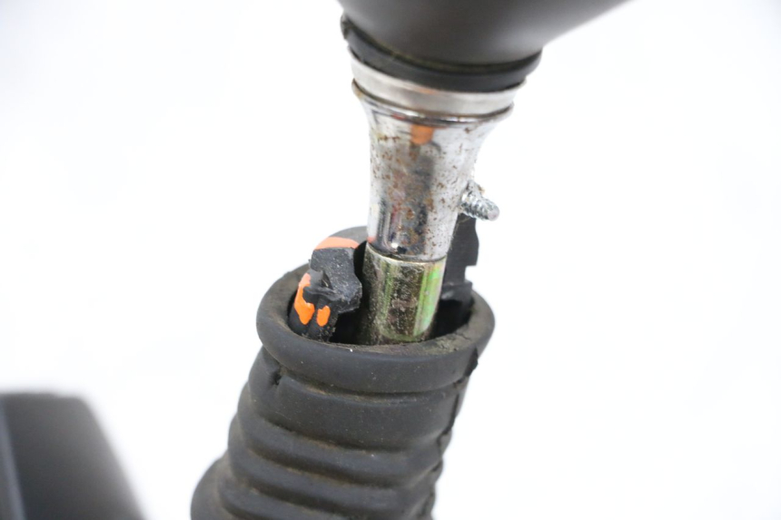 photo de RETROVISOR IZQUIERDO PIAGGIO X8 125 (2004 - 2007) - Zoom estado de uso