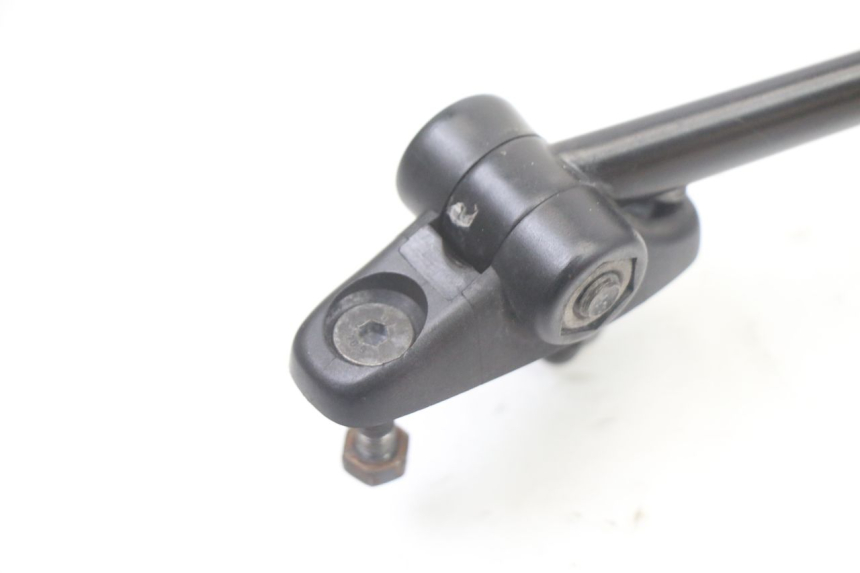 photo de RETROVISOR IZQUIERDO YAMAHA TZR 50 (2008 - 2016) - Detalles de los puntos de fijación