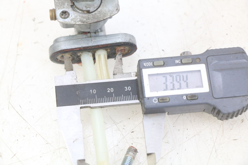 photo de GRIFO DEL DEPóSITO LONCIN DIRT BIKE 125 - Detalle de la pieza