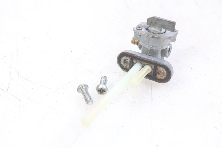 photo de GRIFO DEL DEPóSITO LONCIN DIRT BIKE 125 - Zoom estado de uso