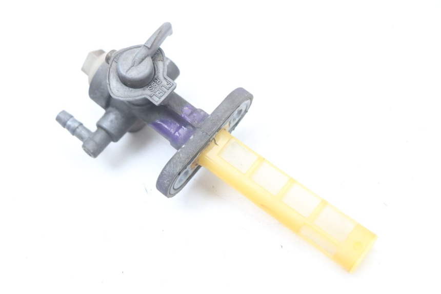 photo de VALVULA DEPOSITO SUZUKI GN 125 (1997 - 2000) - Otra perspectiva