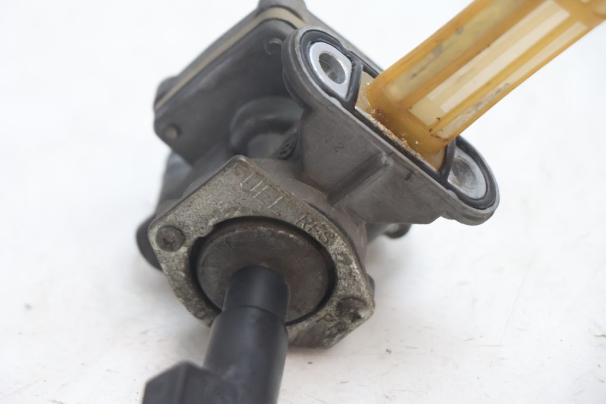 photo de VALVULA DEPOSITO SUZUKI GSF N BANDIT 1200 (2001 - 2005) - Detalle de la pieza