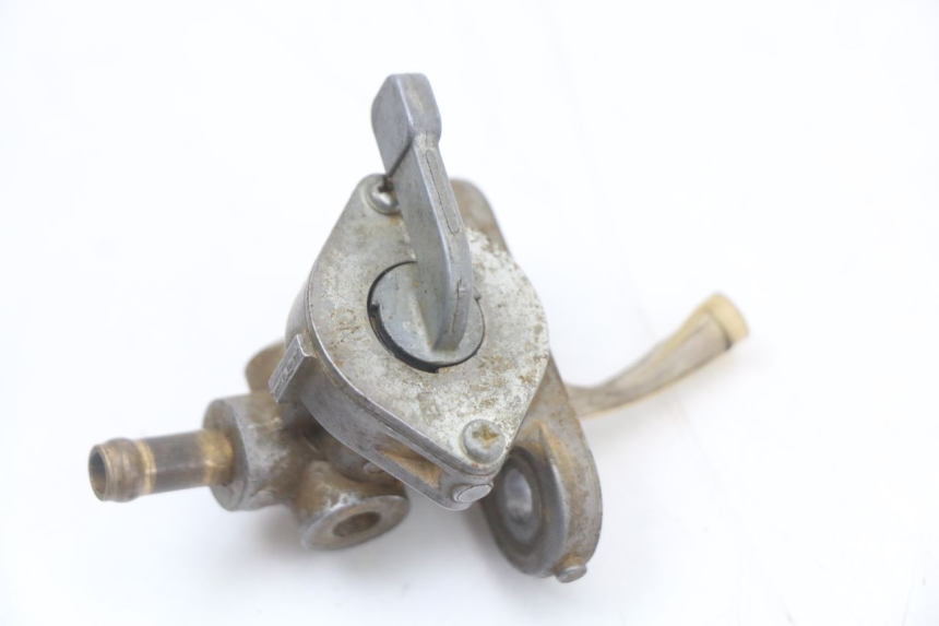 photo de GRIFO DEL DEPóSITO KAWASAKI KX 85 (2014 - 2021) - Detalle de la pieza