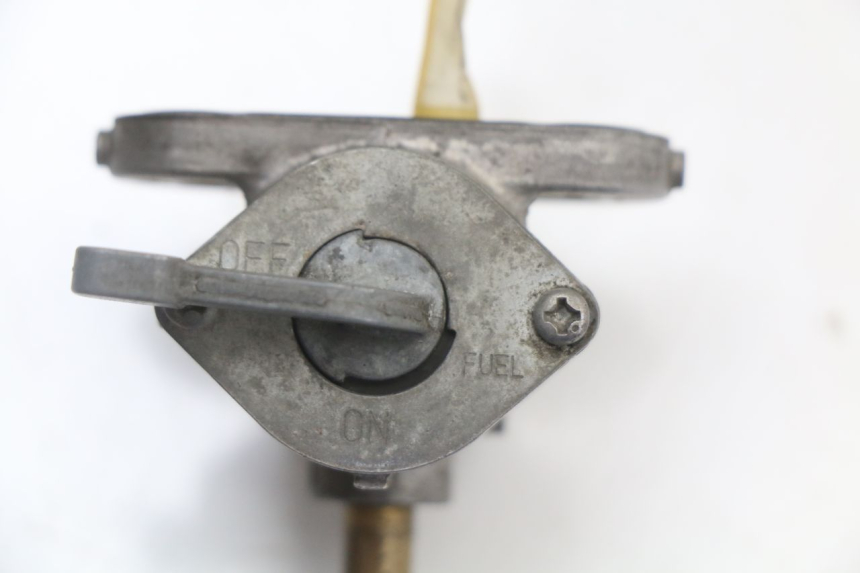 photo de GRIFO DEL DEPóSITO KAWASAKI KX 85 (2014 - 2021) - Zoom estado de uso